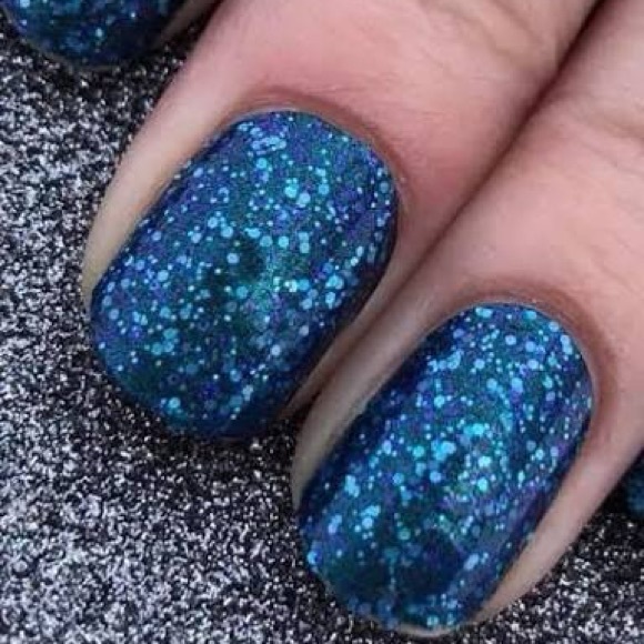 Color Street Dallas Darling RETIRED Nail Strips - Picture 2 of 10